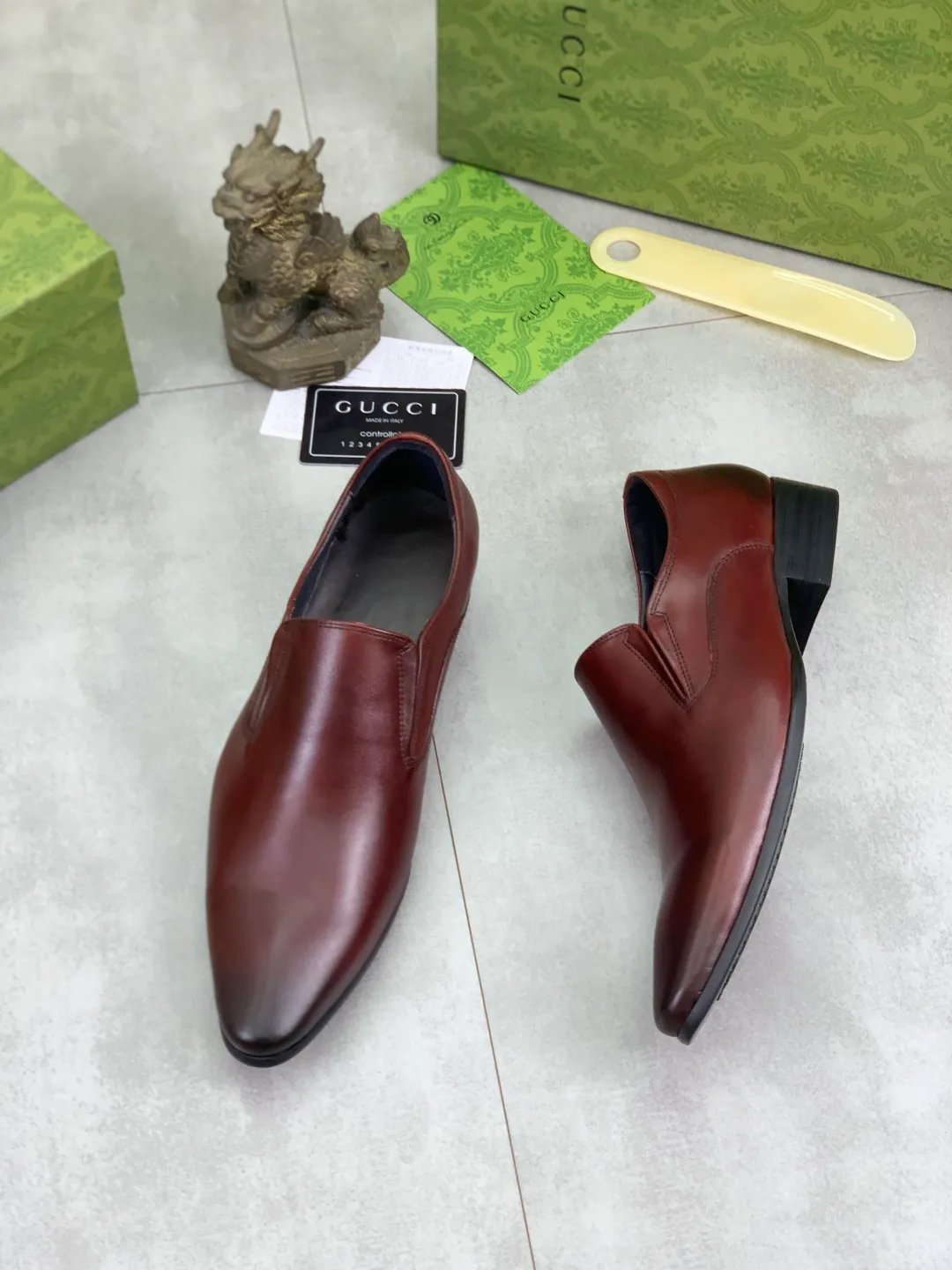 Men's Men's Shoes 💰P500 [New Style] 💰💎💎💎 [Gucci] GUCCI high-end men's formal business leather shoes, original order 1:1! Original imported high-end calfskin, original metal buckle, imported first-layer pigskin lining for feet, original high-end outsole, men's shoe size: 38-44
